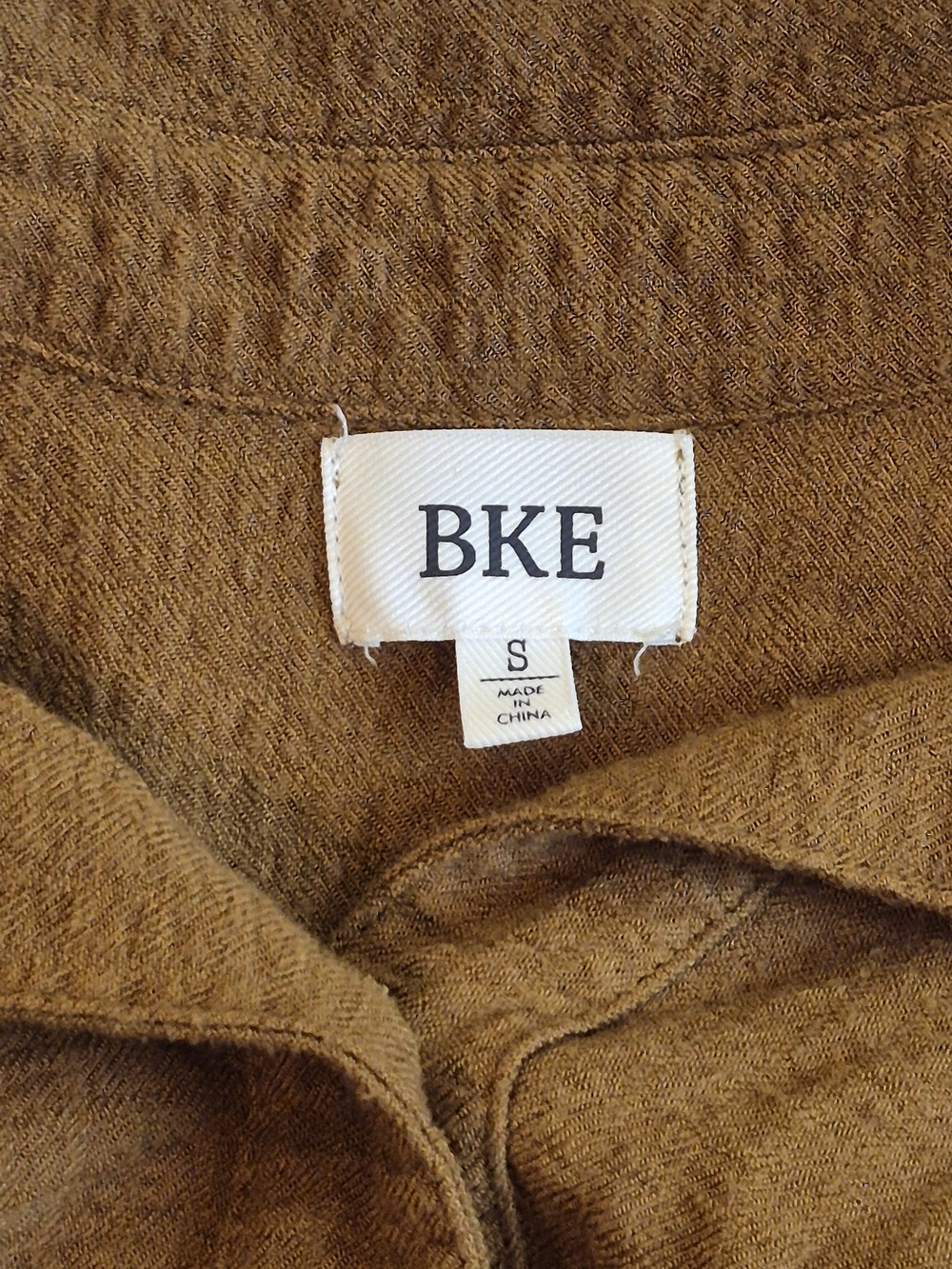 BKE Women's Button-Down Shirt in Mustard Brown - Picture 5 of 9